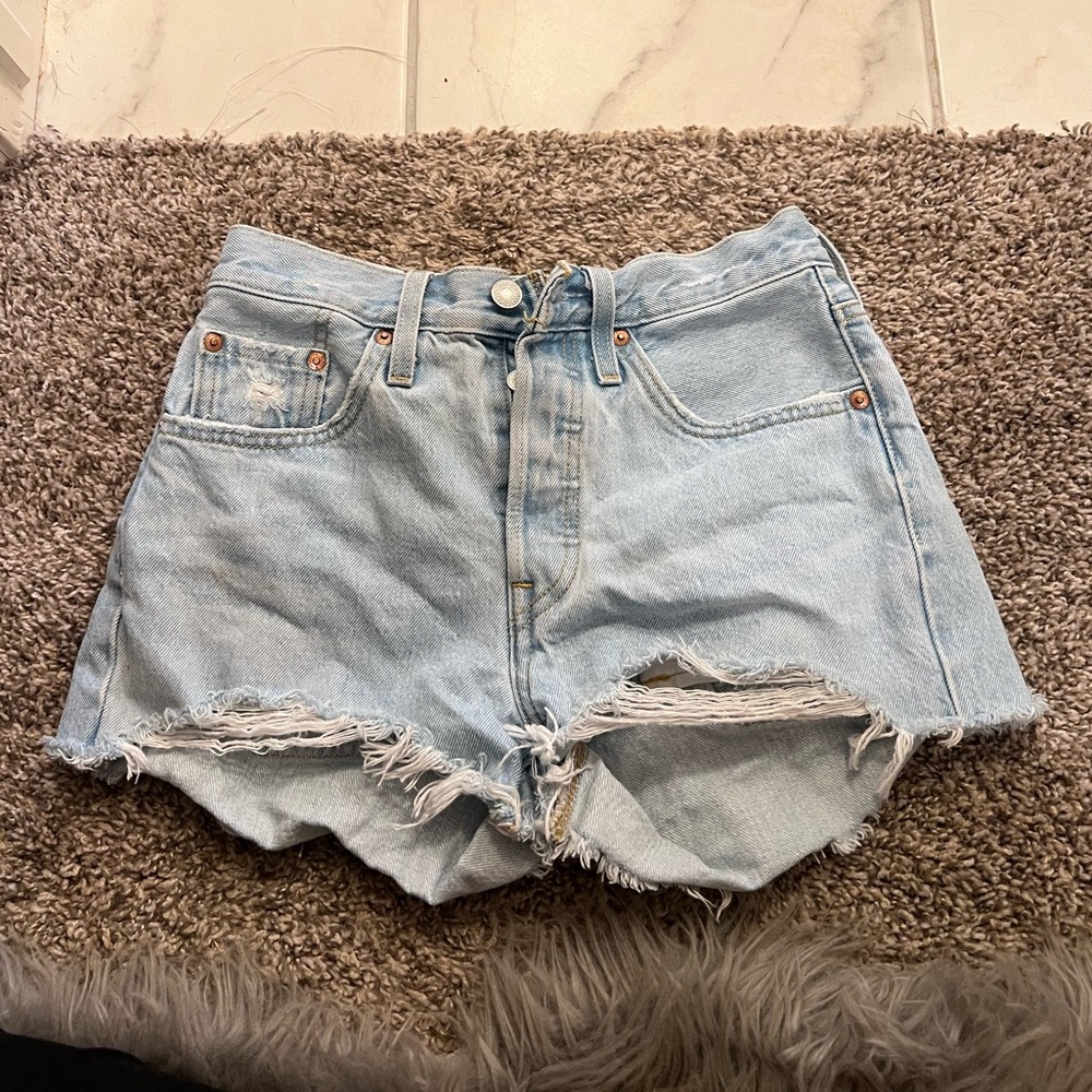 Levi shorts